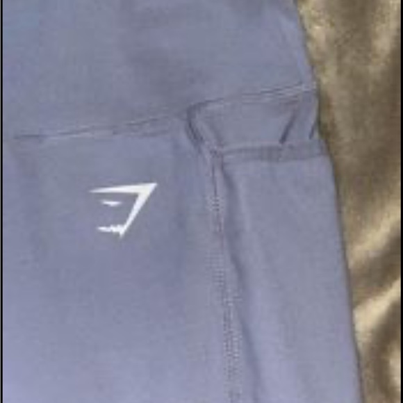 Gymshark light blue/purple leggings - Picture 3 of 5